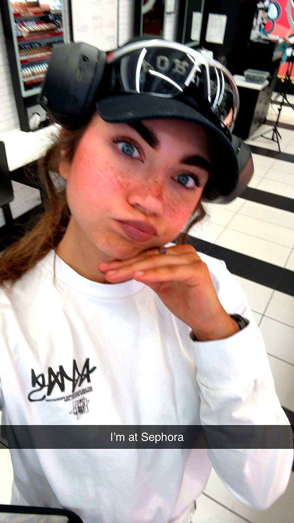 realhaylujan image ~ Altpins