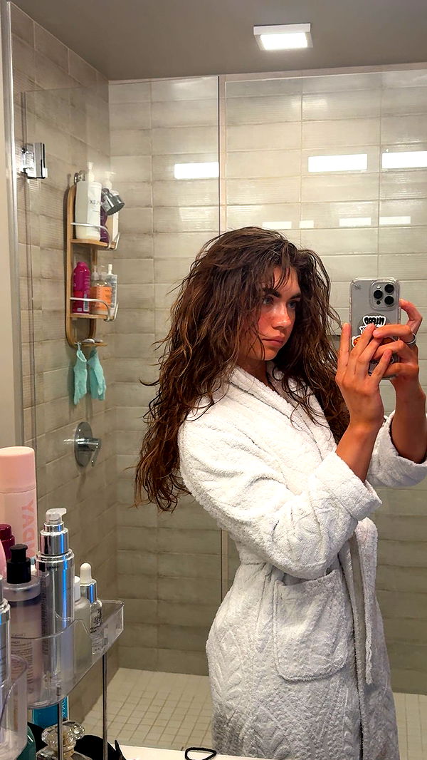 realhaylujan image ~ Altpins