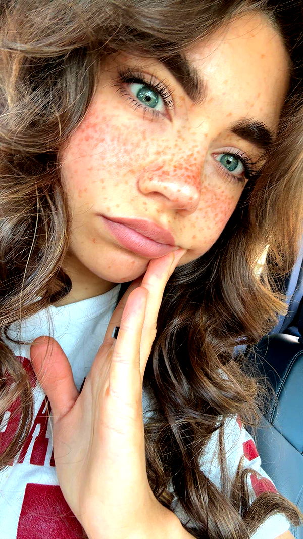 realhaylujan image ~ Altpins