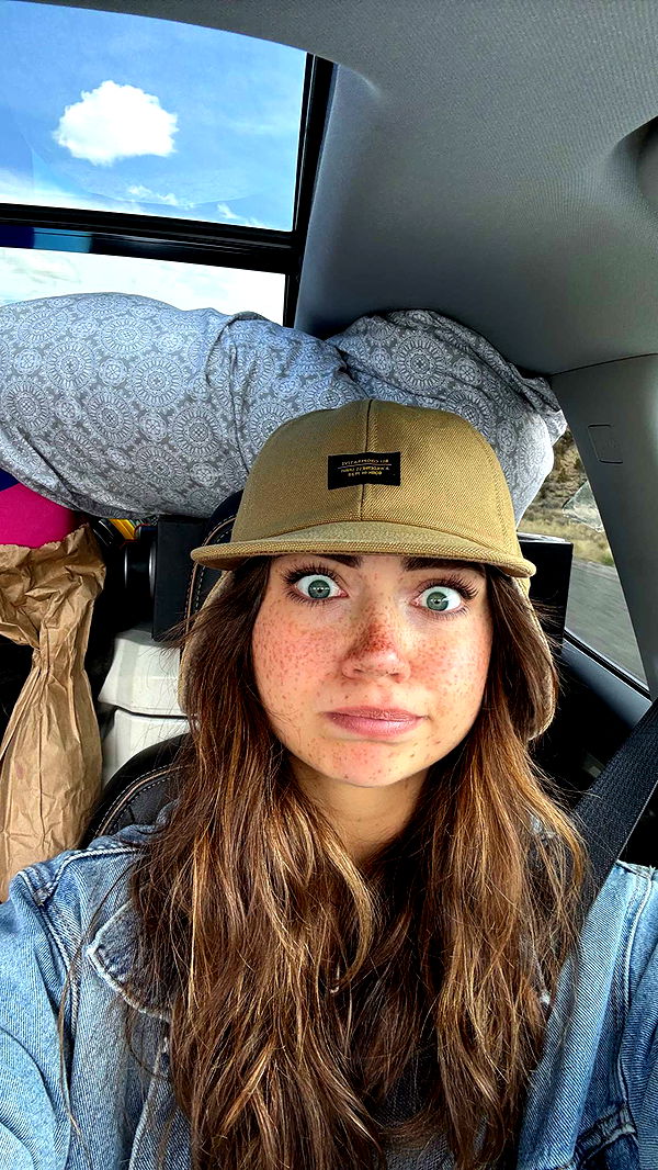 realhaylujan image ~ Altpins