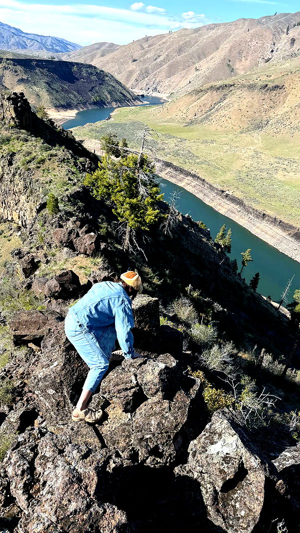 realhaylujan image ~ Altpins