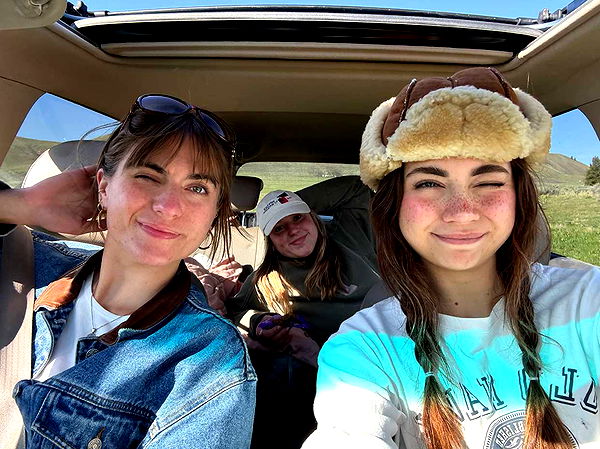 realhaylujan image ~ Altpins