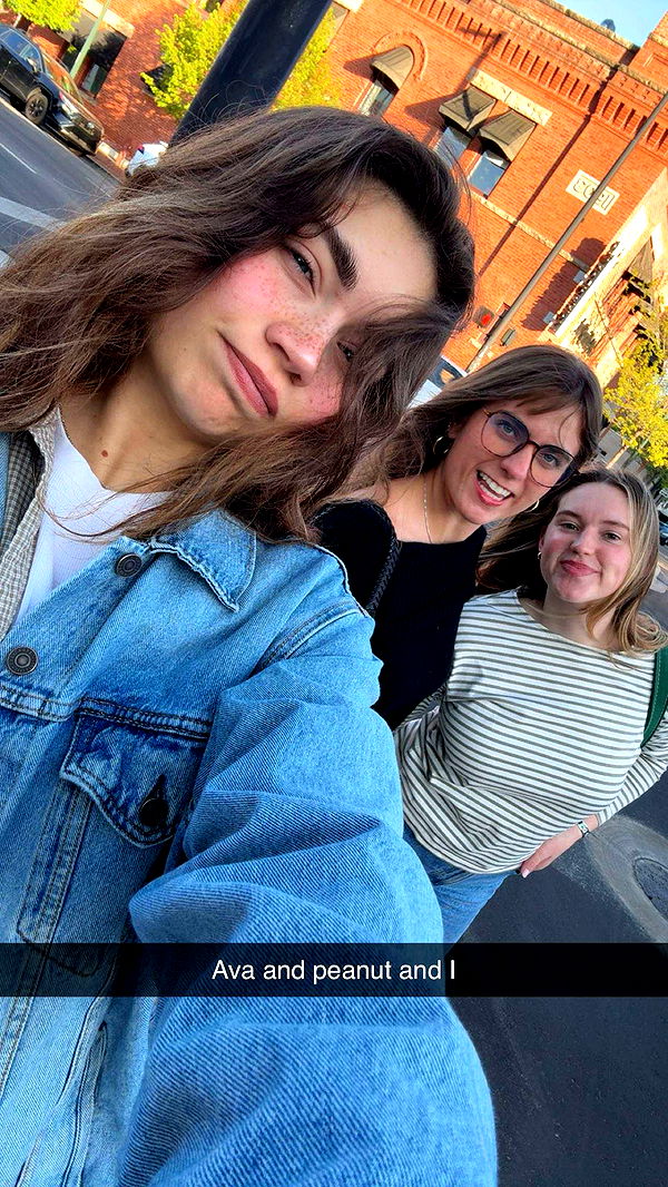 realhaylujan image ~ Altpins