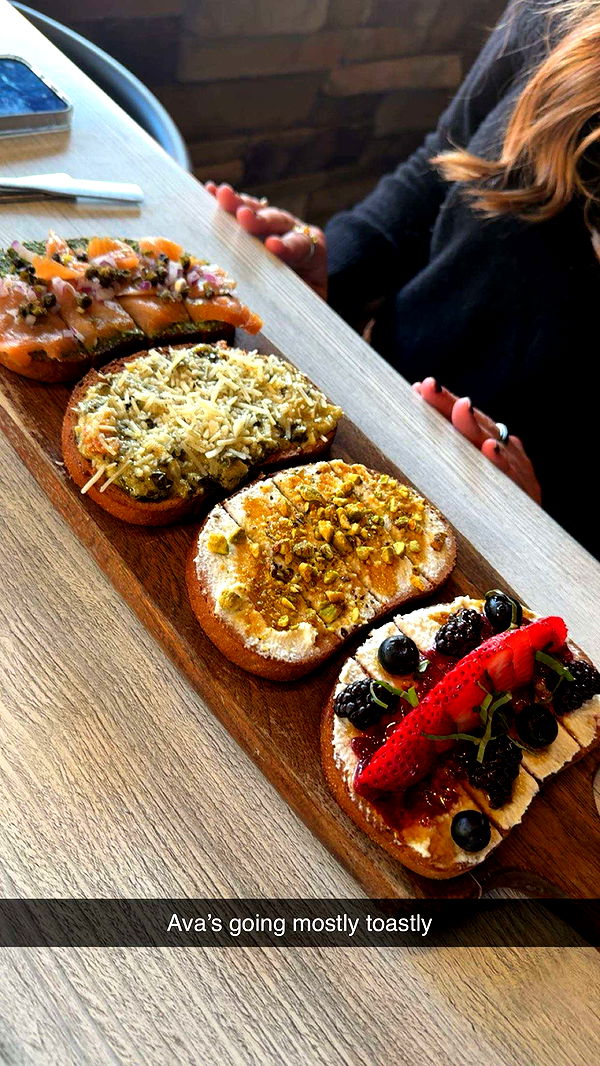 realhaylujan image ~ Altpins