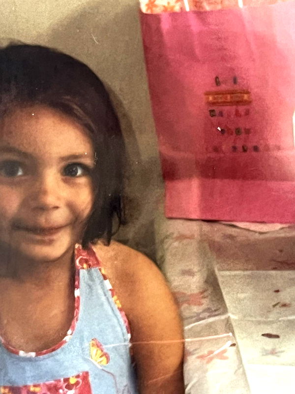 realhaylujan image ~ Altpins