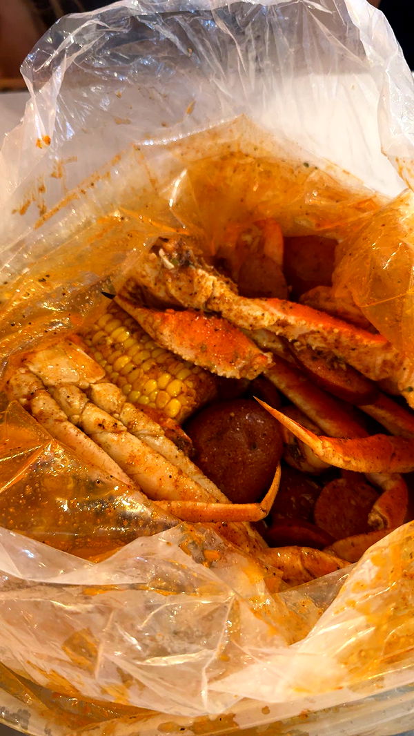 realhaylujan image ~ Altpins