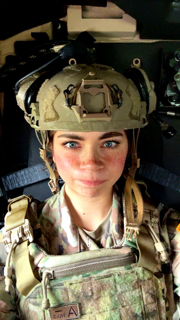 realhaylujan image ~ Altpins