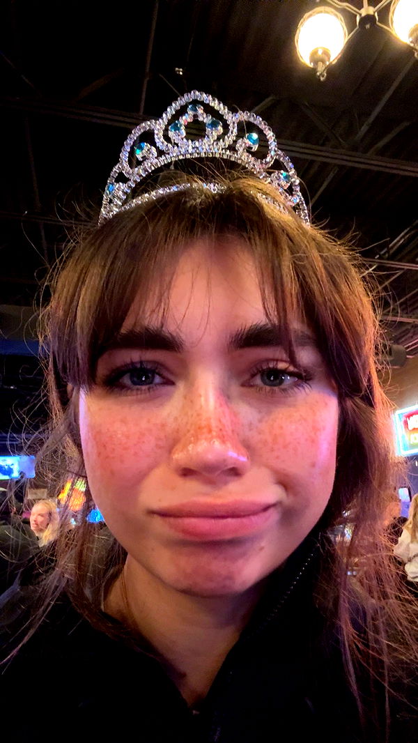 realhaylujan image ~ Altpins