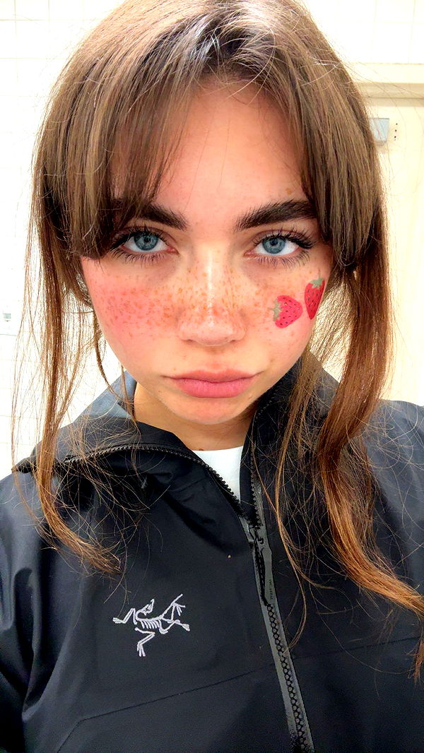 realhaylujan image ~ Altpins