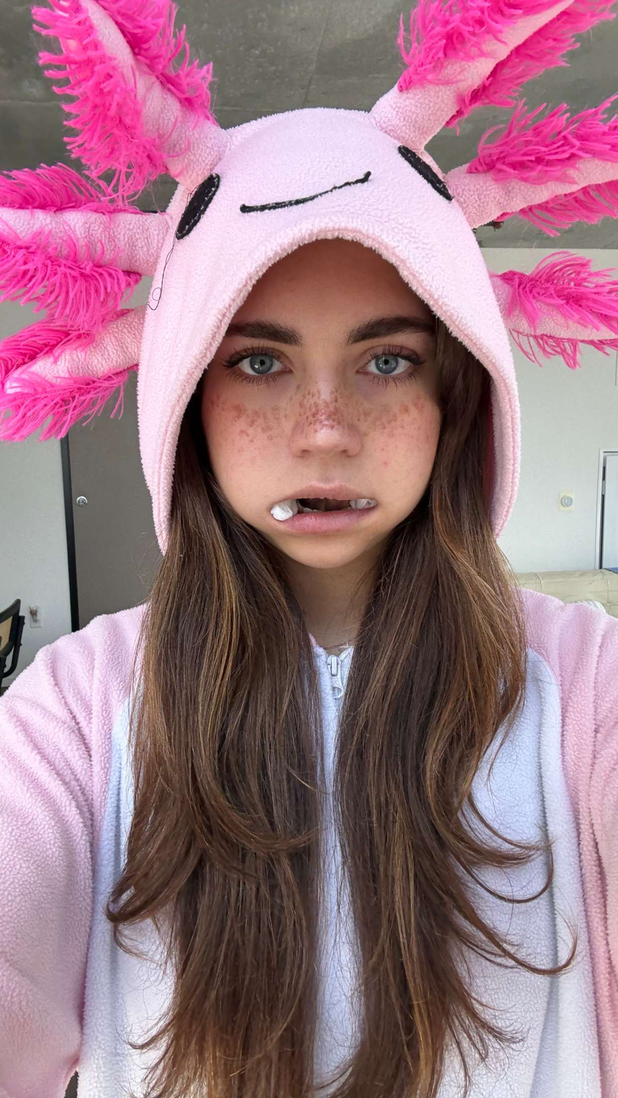 realhaylujan snapchat image archive image