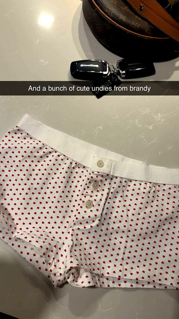 realhaylujan image ~ Altpins