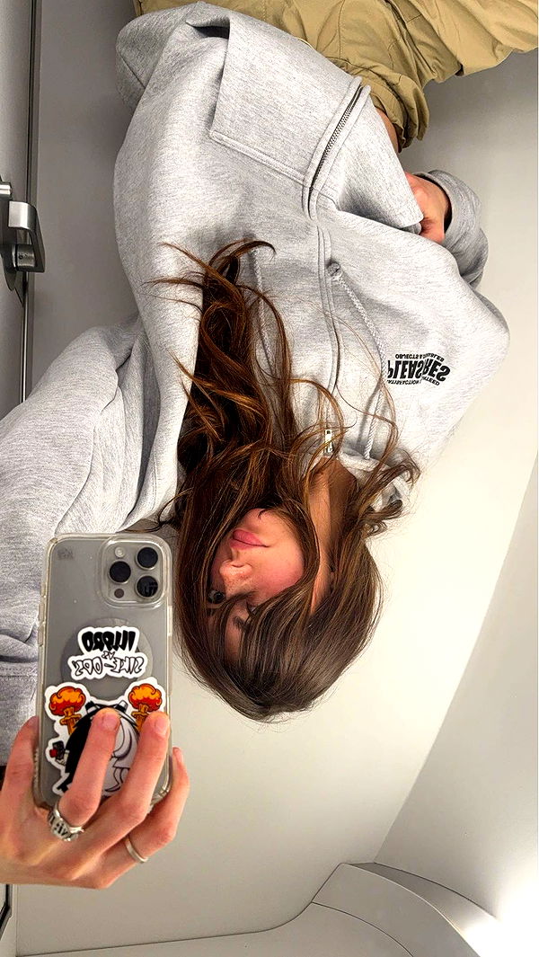 realhaylujan image ~ Altpins