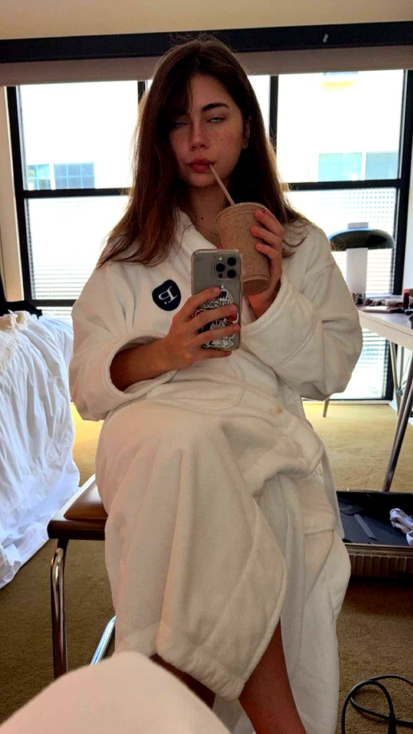 realhaylujan image ~ Altpins