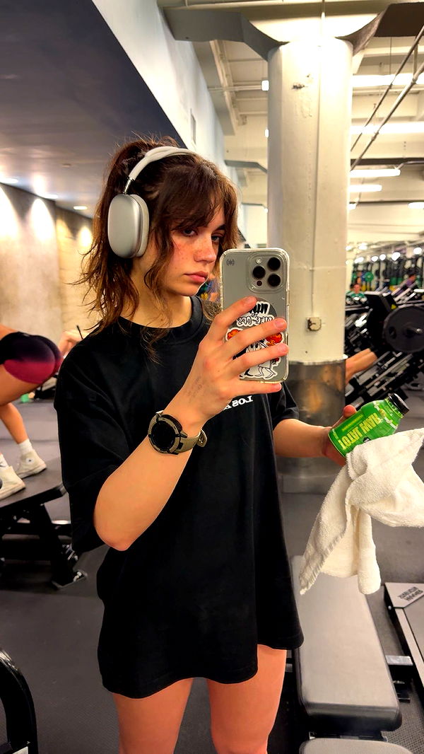 realhaylujan image ~ Altpins