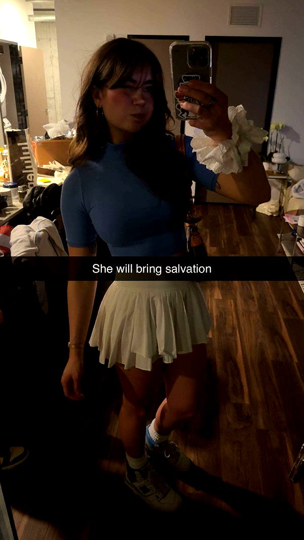 realhaylujan image ~ Altpins