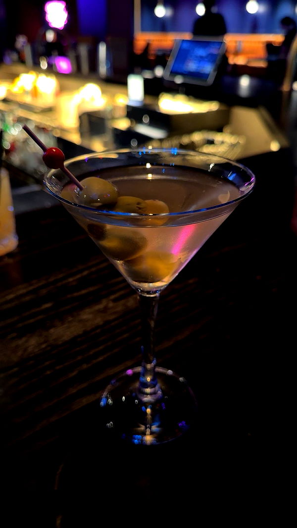 realhaylujan image ~ Altpins