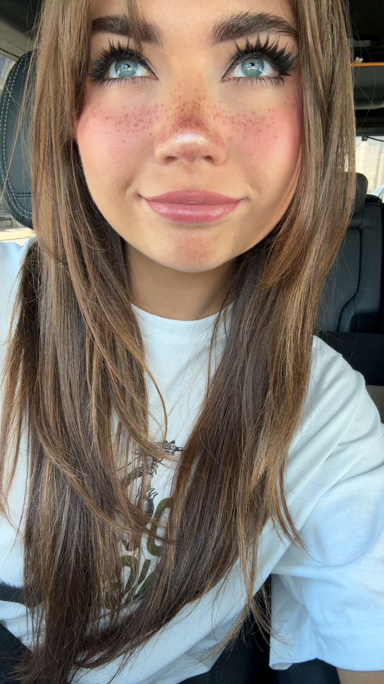 realhaylujan snapchat image archive image