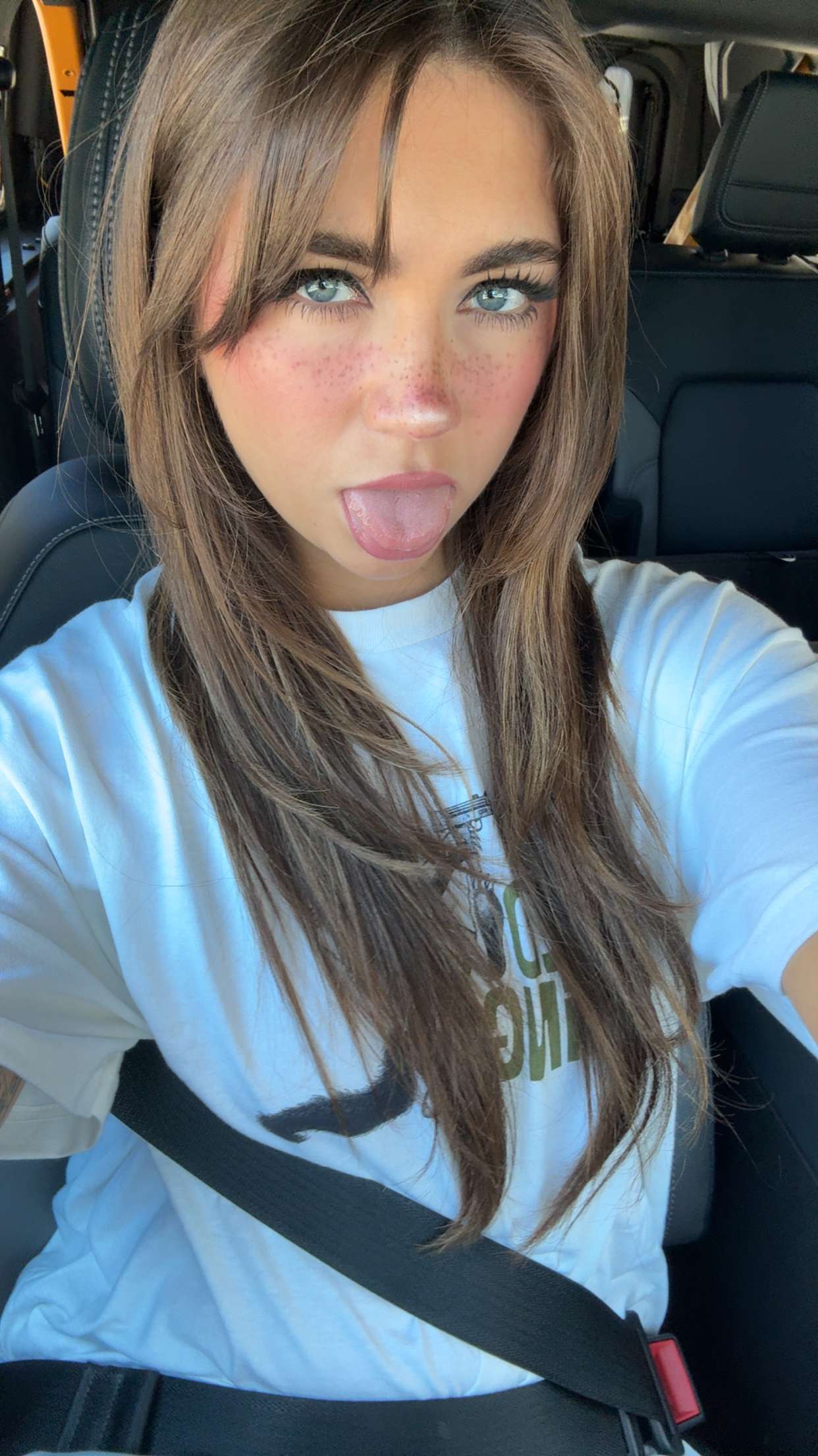 realhaylujan snapchat image archive image