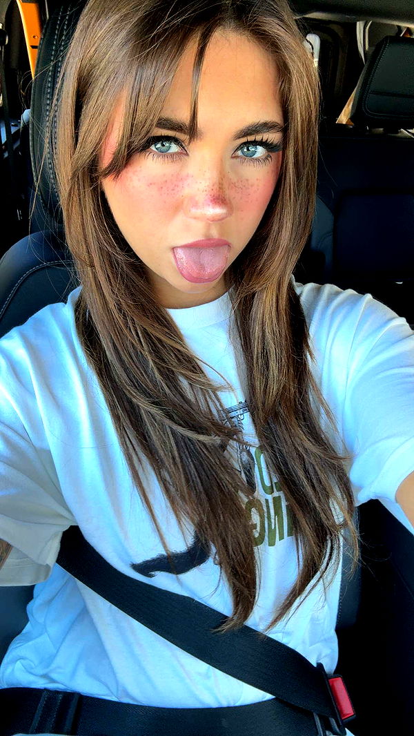 realhaylujan image ~ Altpins