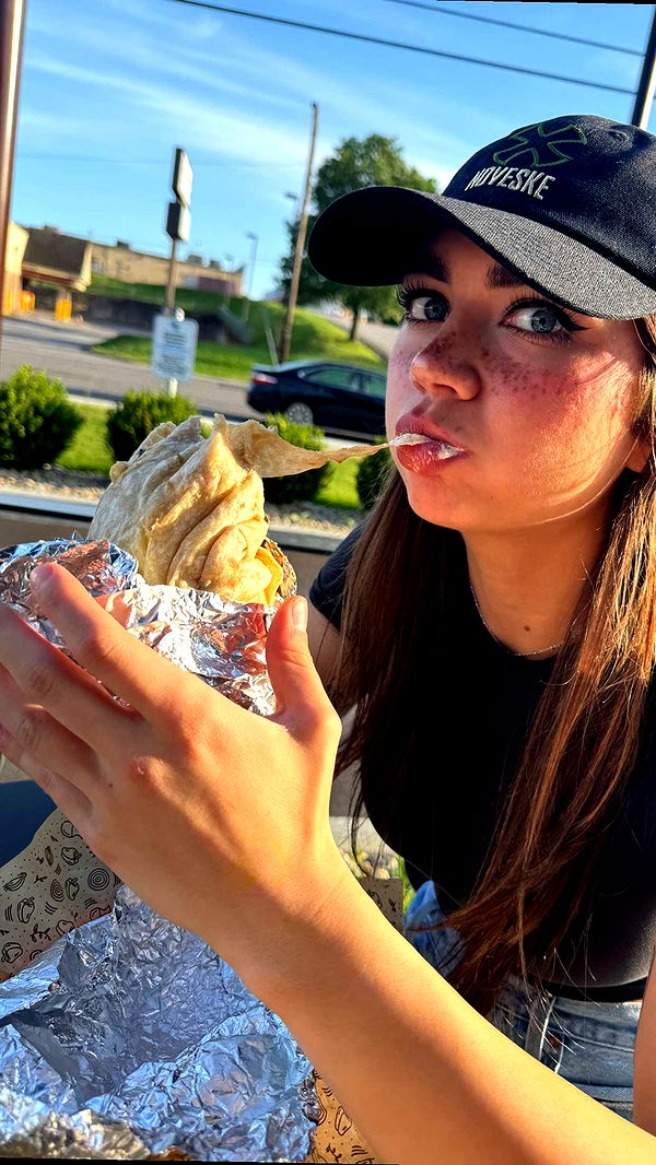 realhaylujan image ~ Altpins