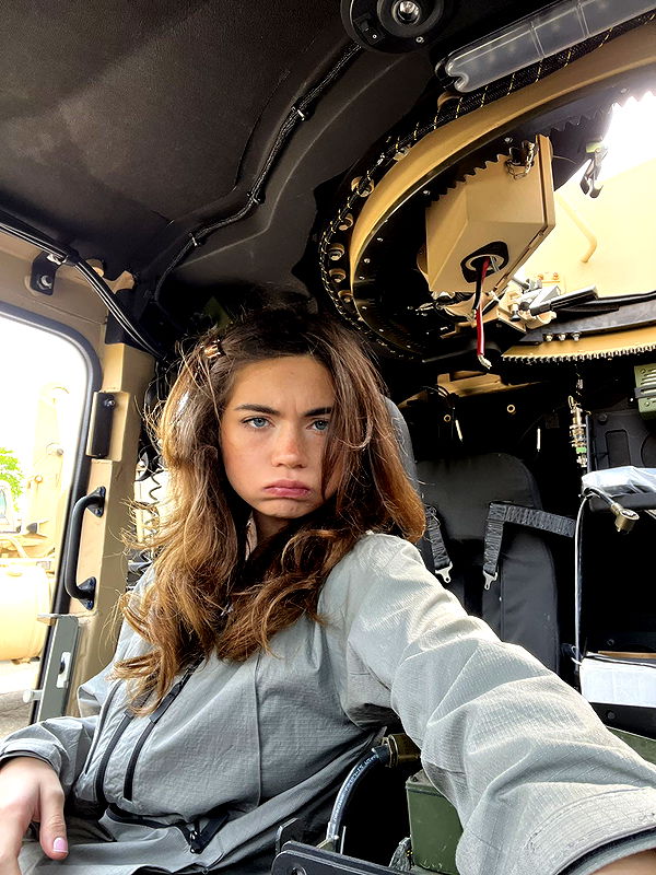 realhaylujan image ~ Altpins