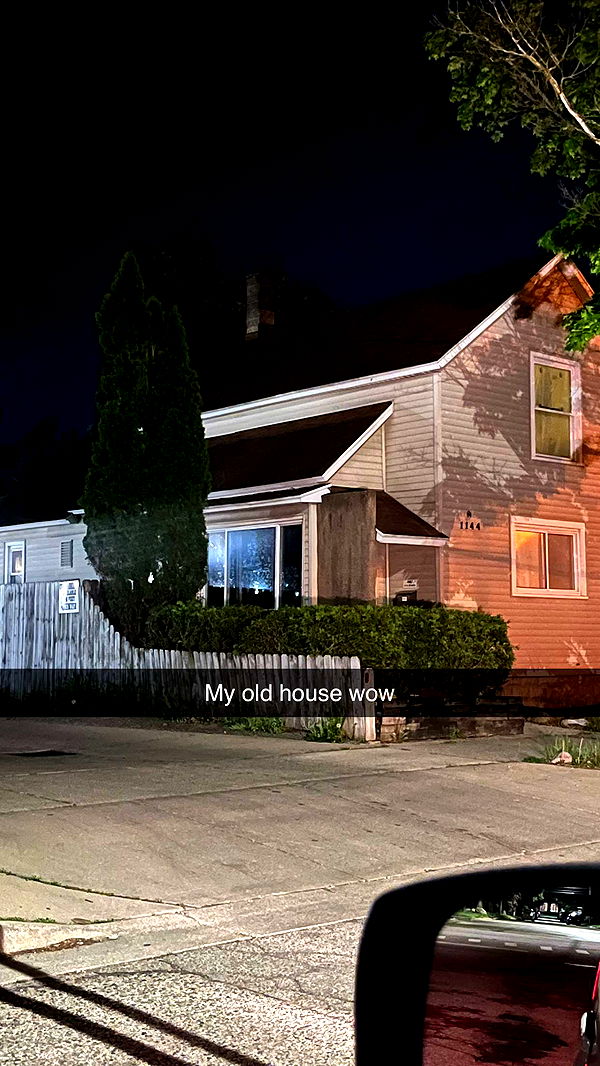 realhaylujan image ~ Altpins