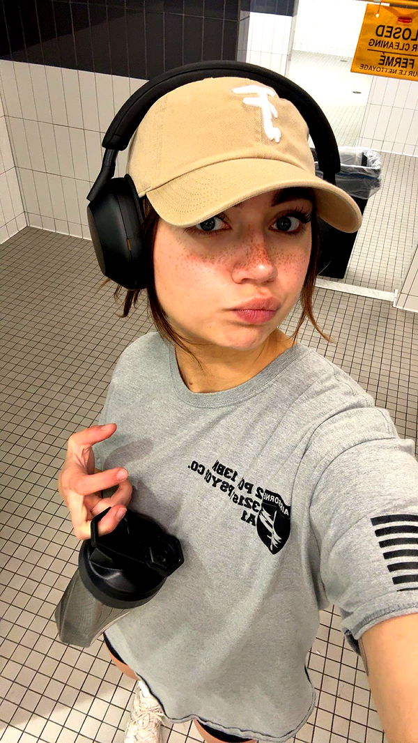 realhaylujan image ~ Altpins