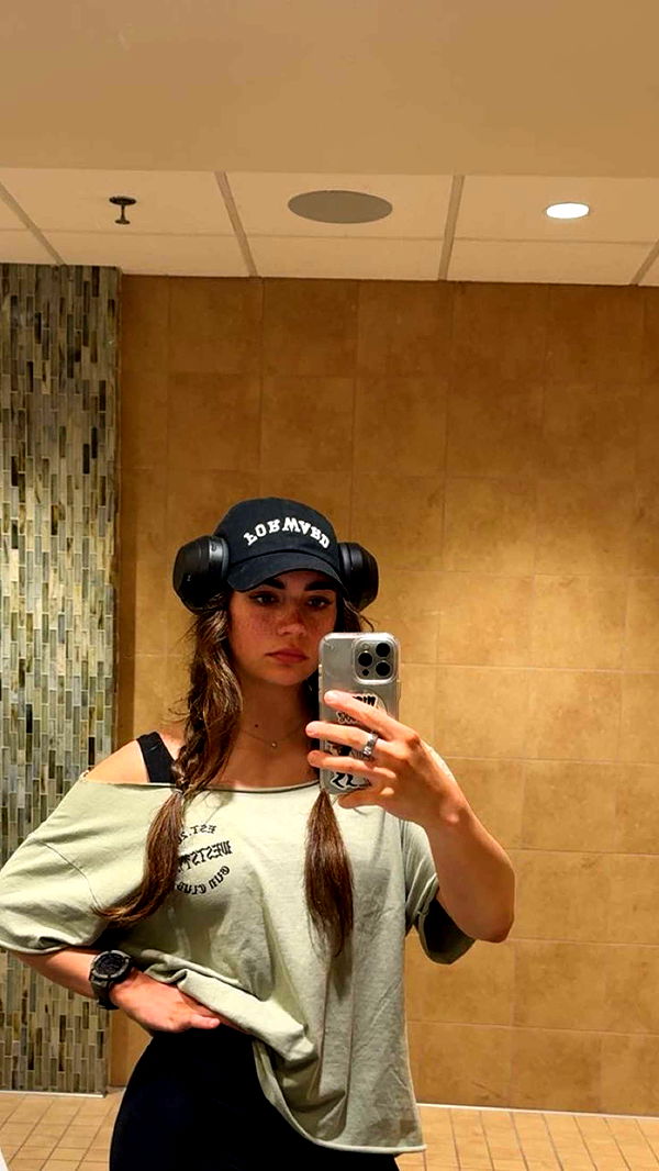 realhaylujan image ~ Altpins