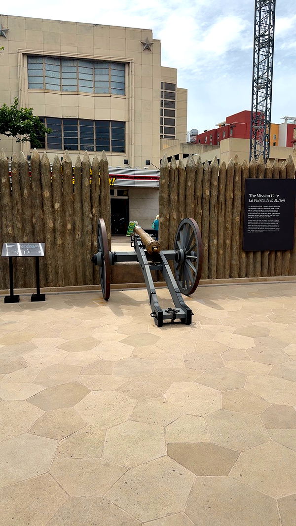 realhaylujan image ~ Altpins