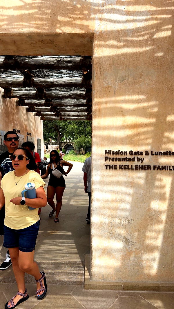 realhaylujan image ~ Altpins