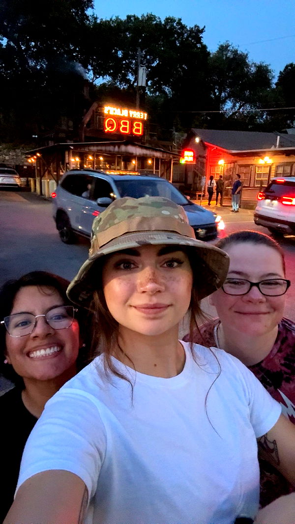 realhaylujan image ~ Altpins