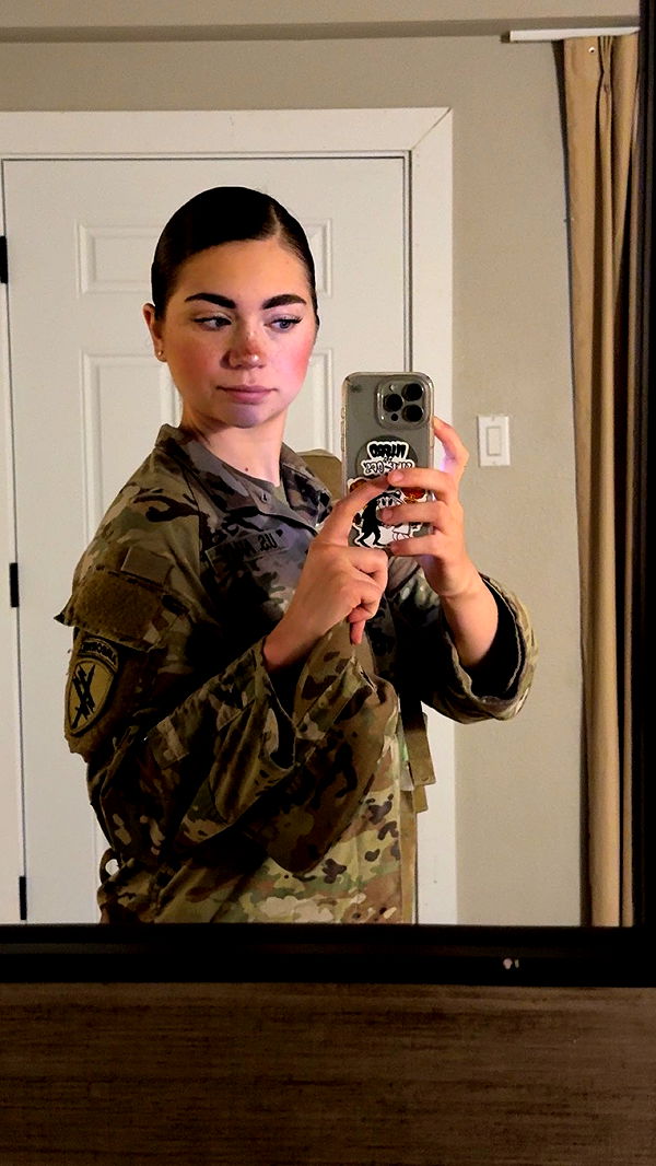 realhaylujan image ~ Altpins