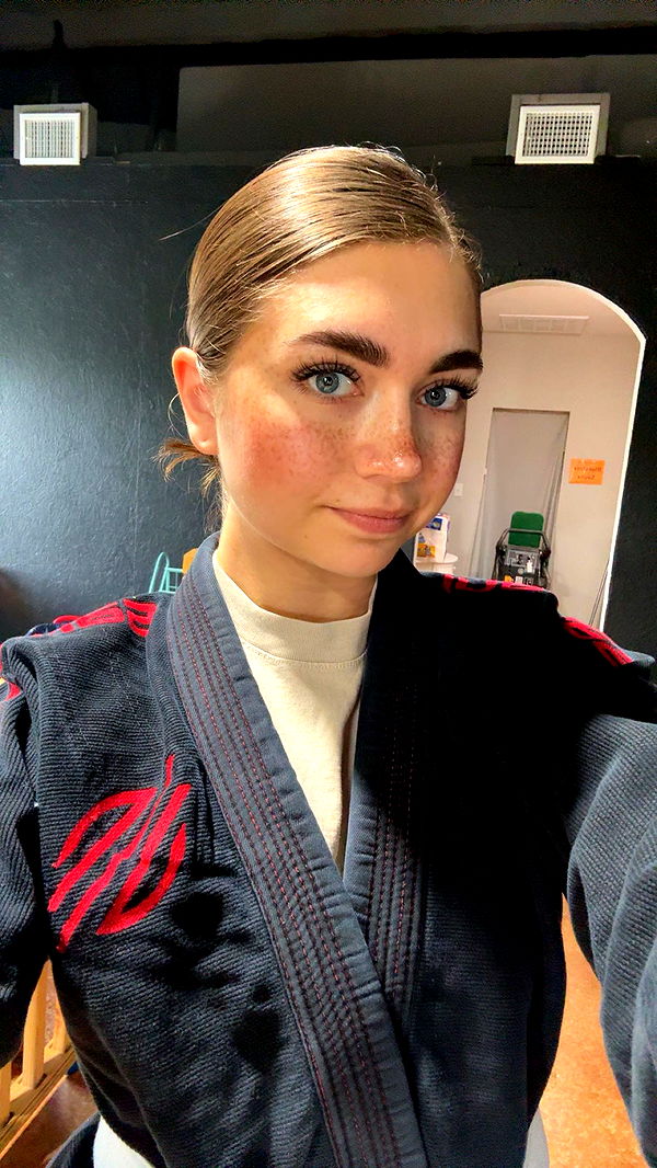 realhaylujan image ~ Altpins