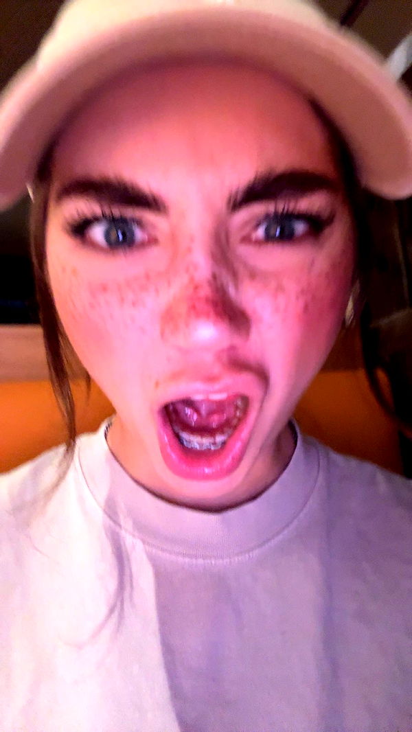 realhaylujan image ~ Altpins