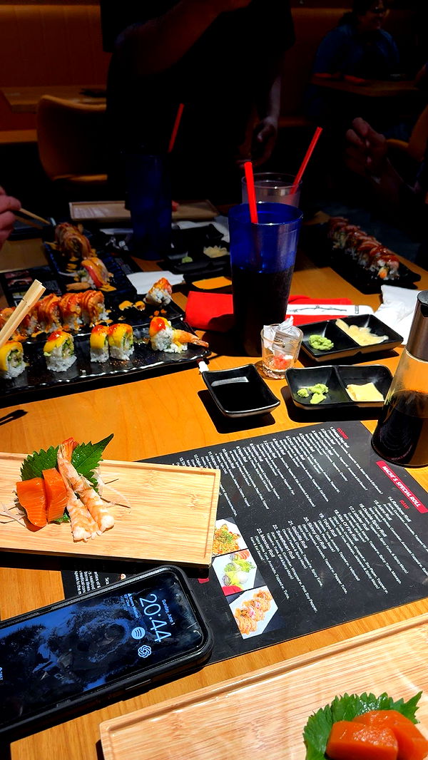 realhaylujan image ~ Altpins