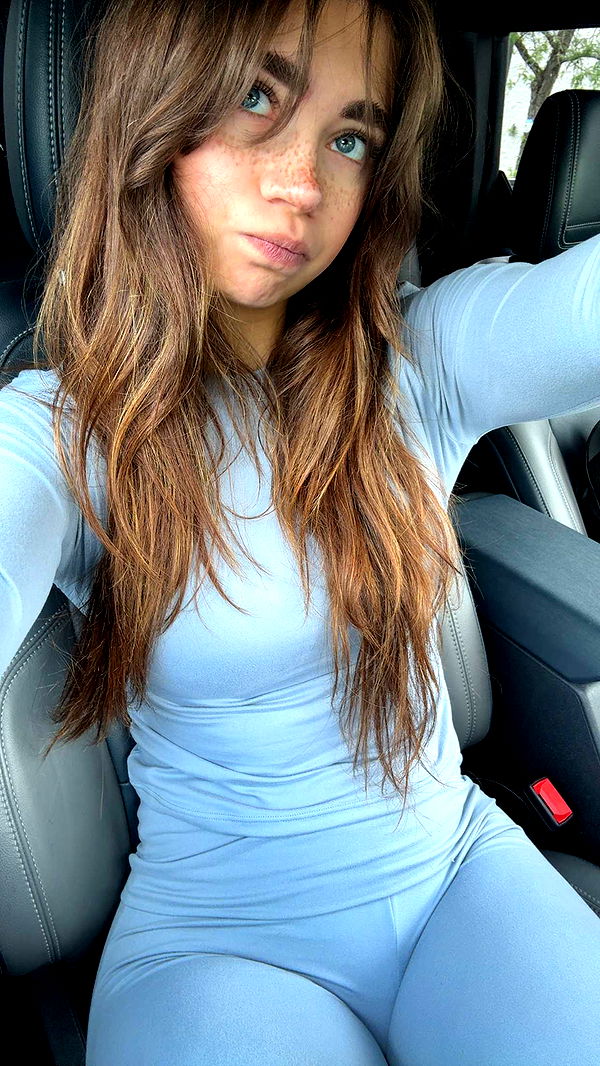 realhaylujan image ~ Altpins