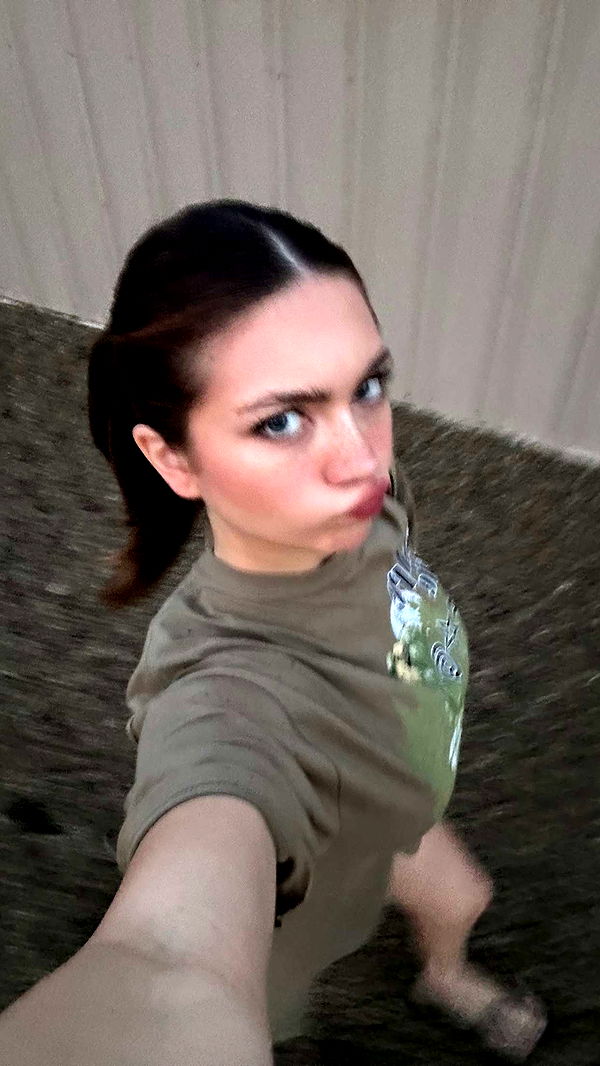 realhaylujan image ~ Altpins