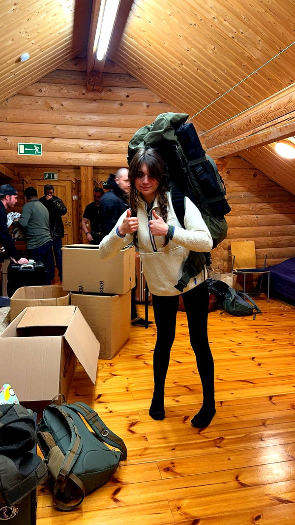 realhaylujan image ~ Altpins