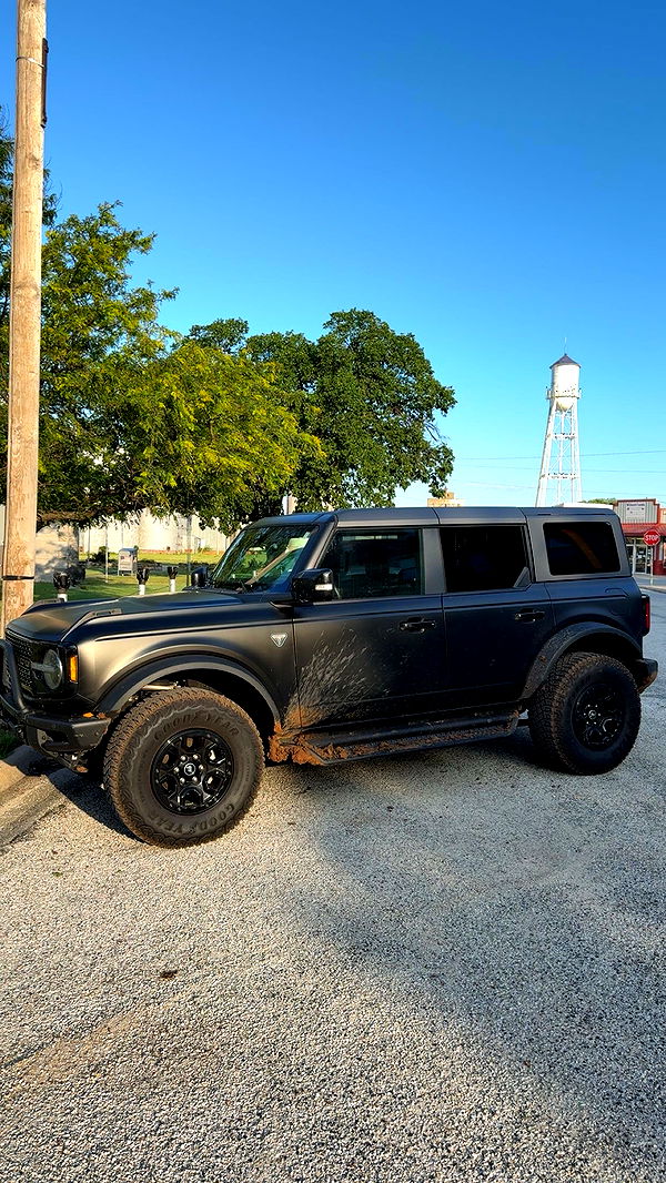 realhaylujan image ~ Altpins