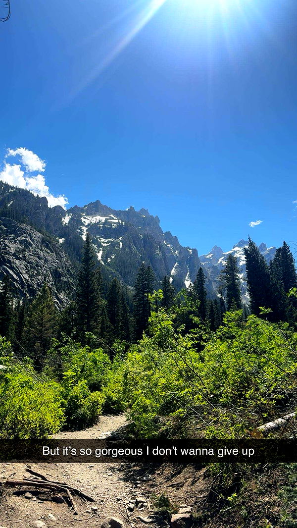 realhaylujan image ~ Altpins