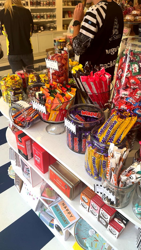 realhaylujan image ~ Altpins