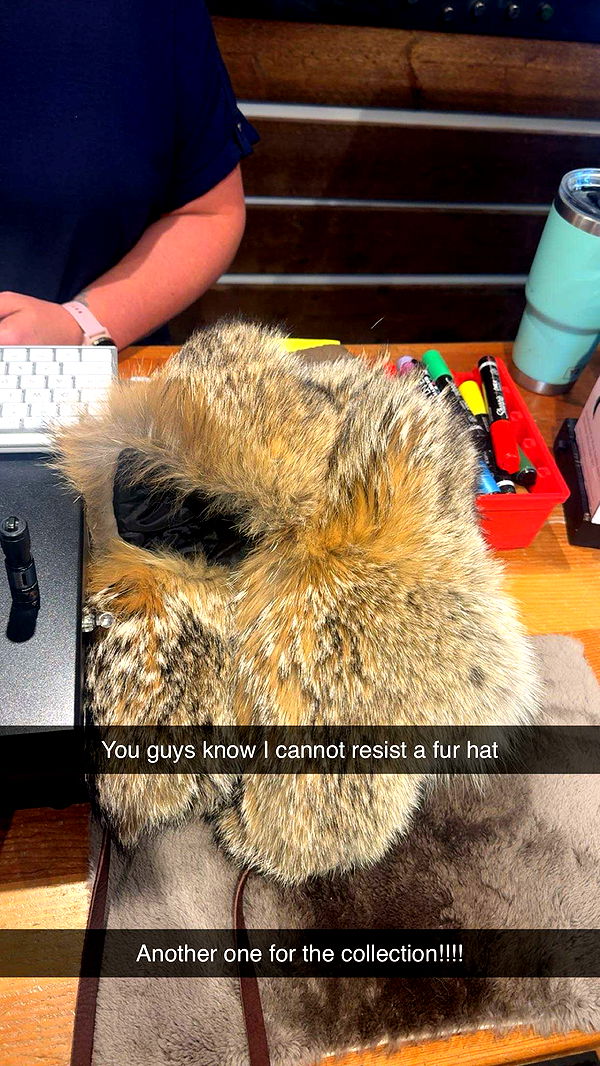 realhaylujan image ~ Altpins