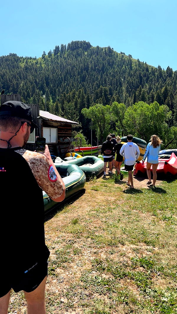 realhaylujan image ~ Altpins