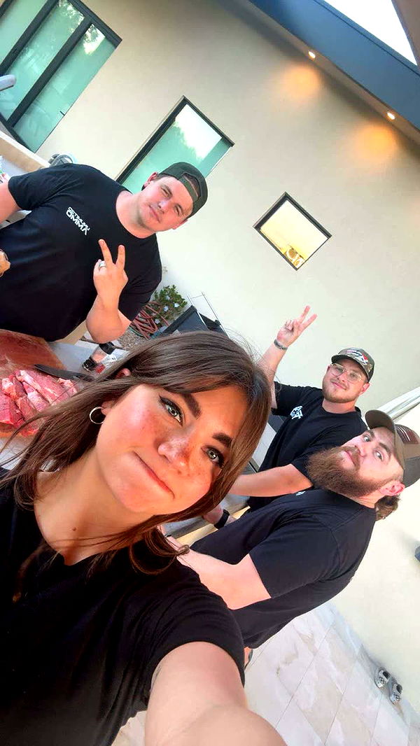 realhaylujan image ~ Altpins