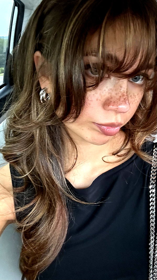 realhaylujan image ~ Altpins