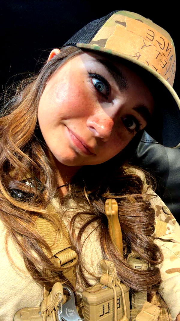 realhaylujan image ~ Altpins