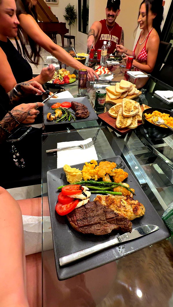 realhaylujan image ~ Altpins