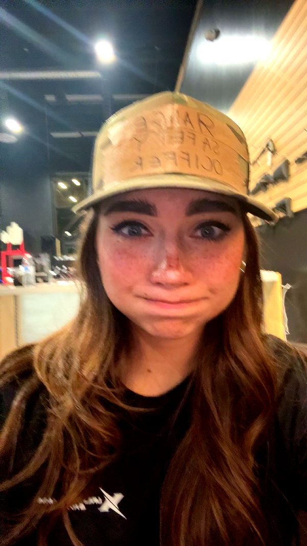 realhaylujan image ~ Altpins