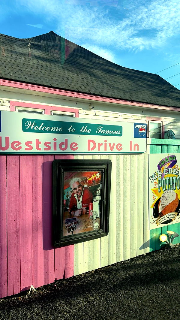 realhaylujan image ~ Altpins