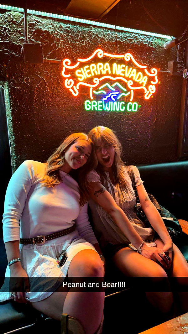 realhaylujan image ~ Altpins